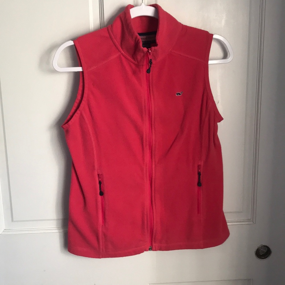 Vineyard vines fleece vest